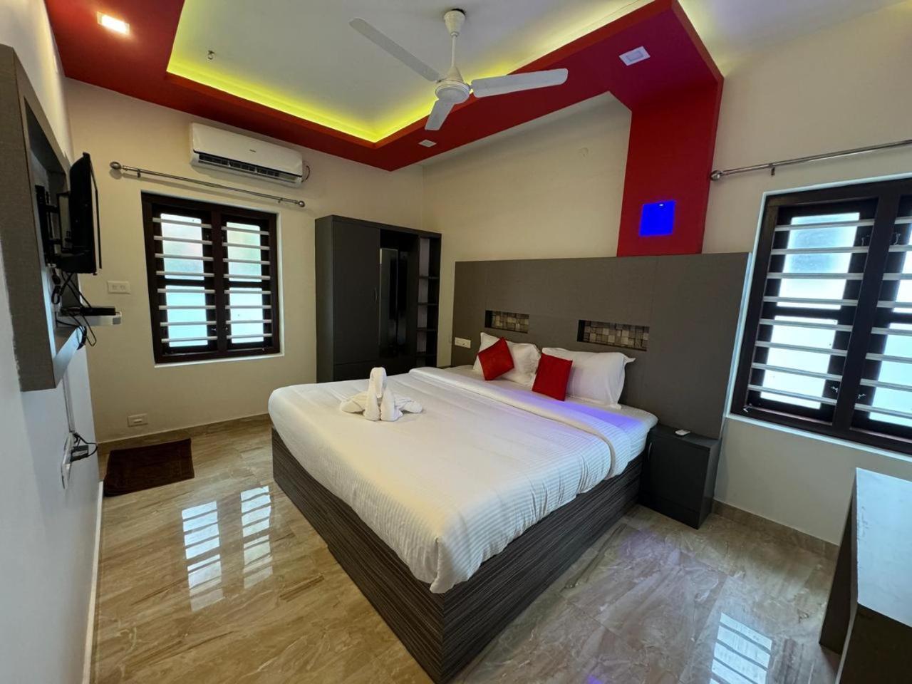 Venice Rosedale Alappuzha Buitenkant foto