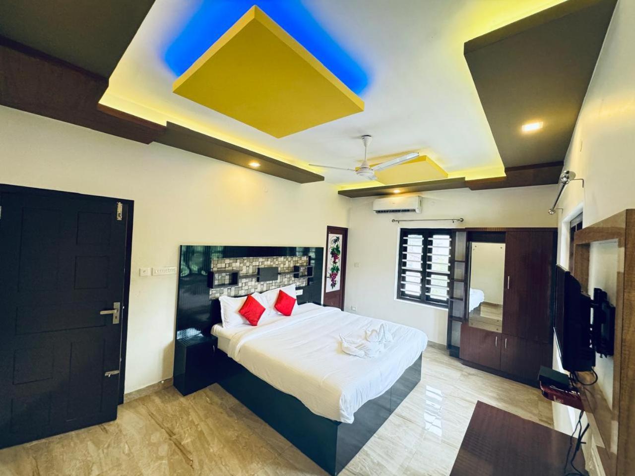 Venice Rosedale Alappuzha Buitenkant foto